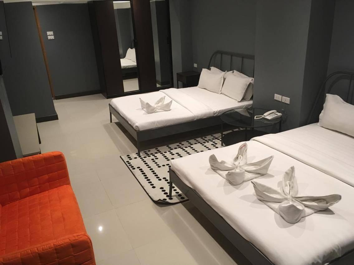 Cloud 9 Lodge Бангкок Экстерьер фото